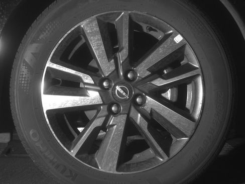 Used 2025 Nissan Versa SV image 13