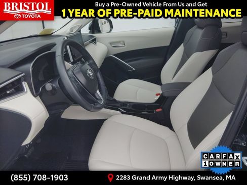 Used 2024 Toyota Corolla Cross XLE w/ Convenience Package AWD/4WD image 15