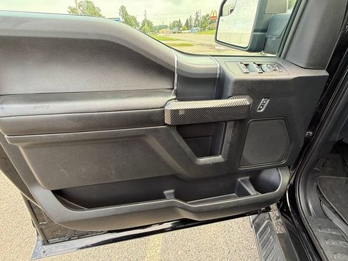 Used 2018 Ford F150 XLT w/ Equipment Group 302A Luxury AWD/4WD image 18