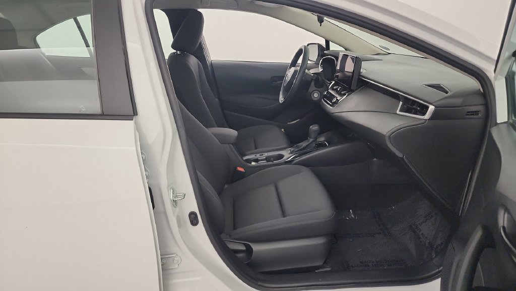 Used 2024 Toyota Corolla LE FWD image 26