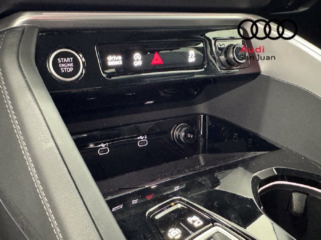 Used 2025 Audi Q5 Premium w/ Convenience Package AWD/4WD image 31