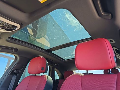 New 2026 Porsche Macan AWD/4WD image 28