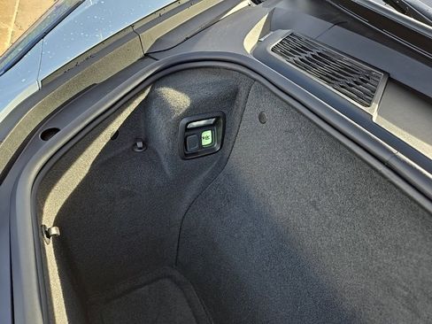 Used 2023 Chevrolet Corvette Stingray Coupe w/ Z51 Performance Package image 45