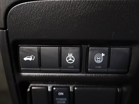 Used 2024 Nissan Armada SL image 45