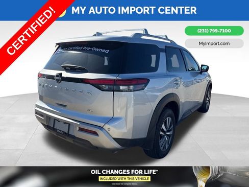 Certified 2024 Nissan Pathfinder SL image 7