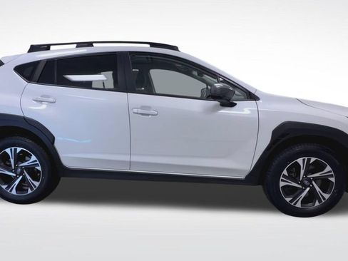 Used 2024 Subaru Crosstrek 2.0i Premium AWD/4WD image 9