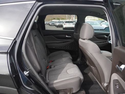 Used 2020 Hyundai Santa Fe SE FWD image 32