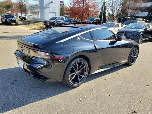 Certified 2024 Nissan Z Performance w/ Floor Mat Package image 4