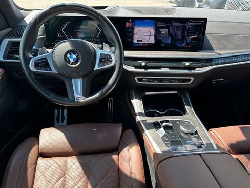 Used 2023 BMW X7 xDrive40i w/ M Sport Package image 53