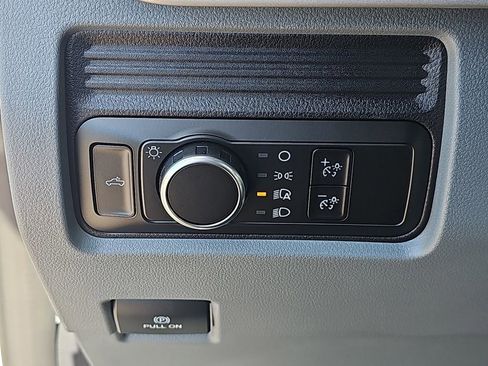New 2026 Ford F250 XL w/ FX4 Off-Road Package image 27