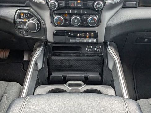 Used 2022 RAM 1500 Big Horn AWD/4WD image 19