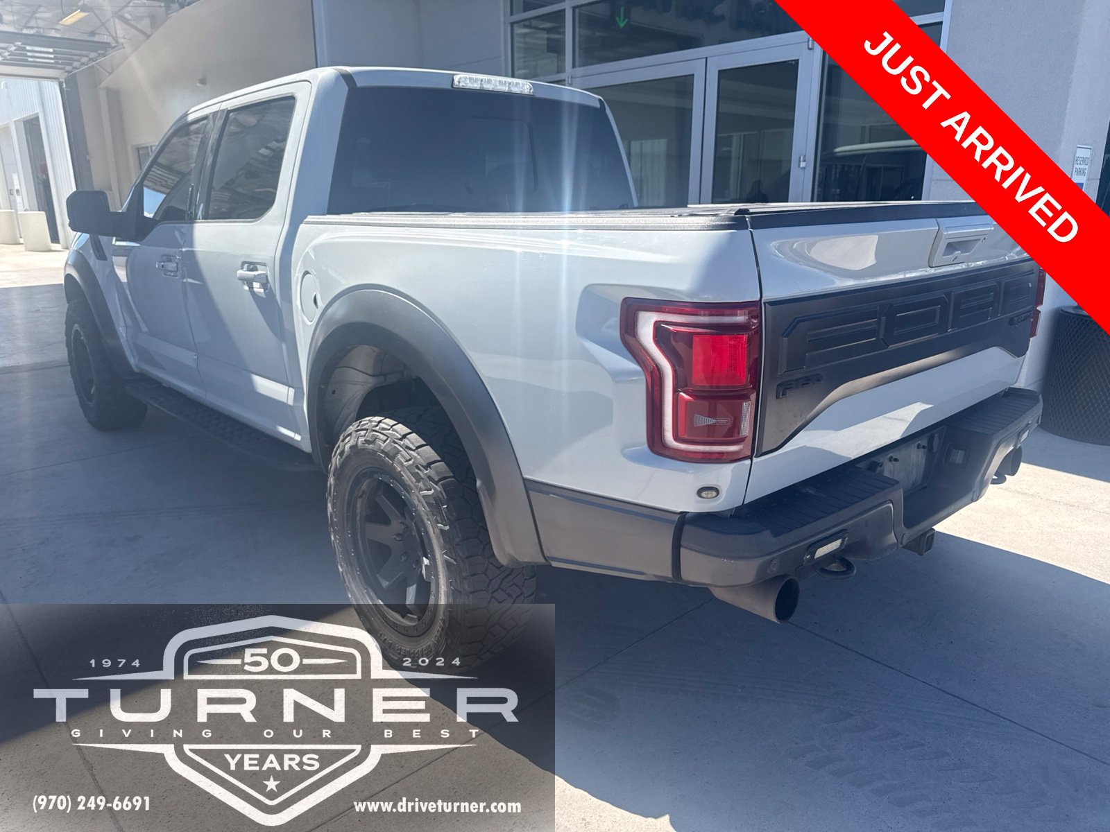 Used 2017 Ford F150 Raptor w/ Equipment Group 802A Luxury AWD/4WD image 3