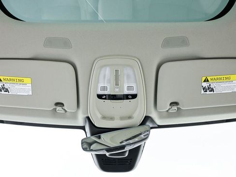Used 2026 Volvo XC60 B5 Ultra w/ Protection Package Premier AWD/4WD image 19