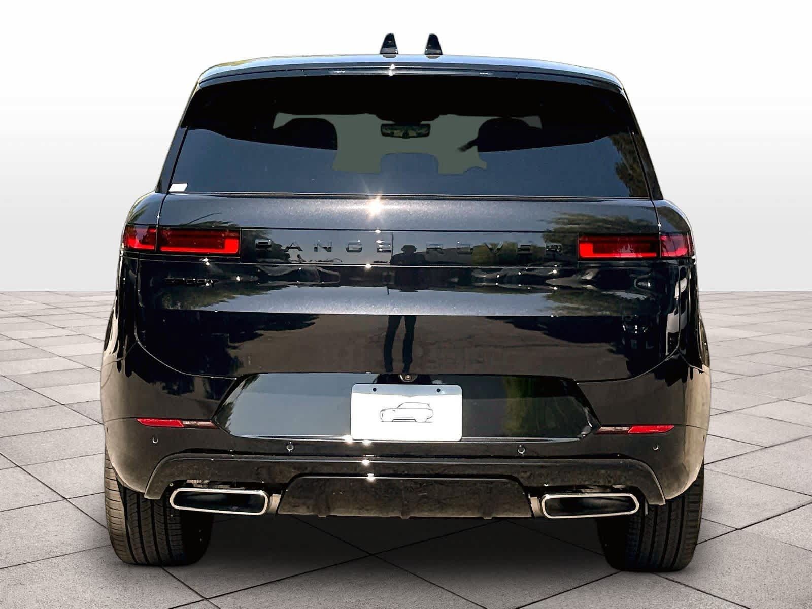 New 2026 Land Rover Range Rover Sport Dynamic SE AWD/4WD image 6