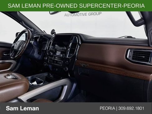 Used 2021 Nissan Titan Platinum Reserve w/ Moonroof Package AWD/4WD image 30