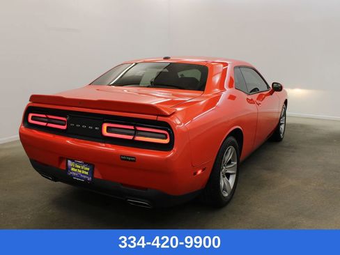 Used 2020 Dodge Challenger SXT image 4
