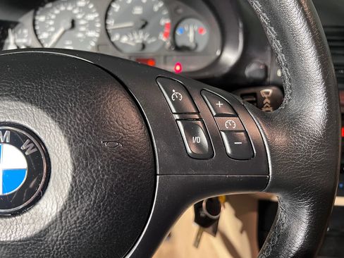 Used 2002 BMW 325Ci 325Ci Coupe 2D image 29