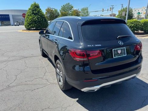 Used 2022 Mercedes-Benz GLC 300 4MATIC w/ Premium Package Lite image 5