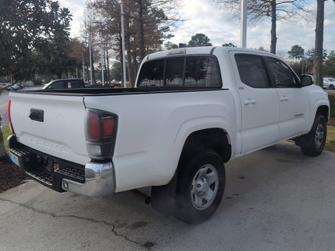 Certified 2023 Toyota Tacoma SR5 image 10