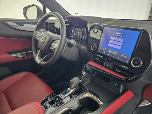 Used 2024 Lexus NX 250 FWD w/ Premium Package image 11