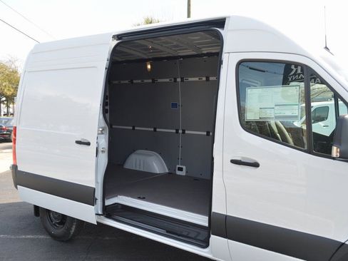 New 2026 Mercedes-Benz Sprinter 2500 image 36