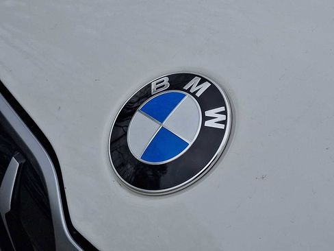 Used 2025 BMW X1 xDrive28i w/ Convenience Package image 4