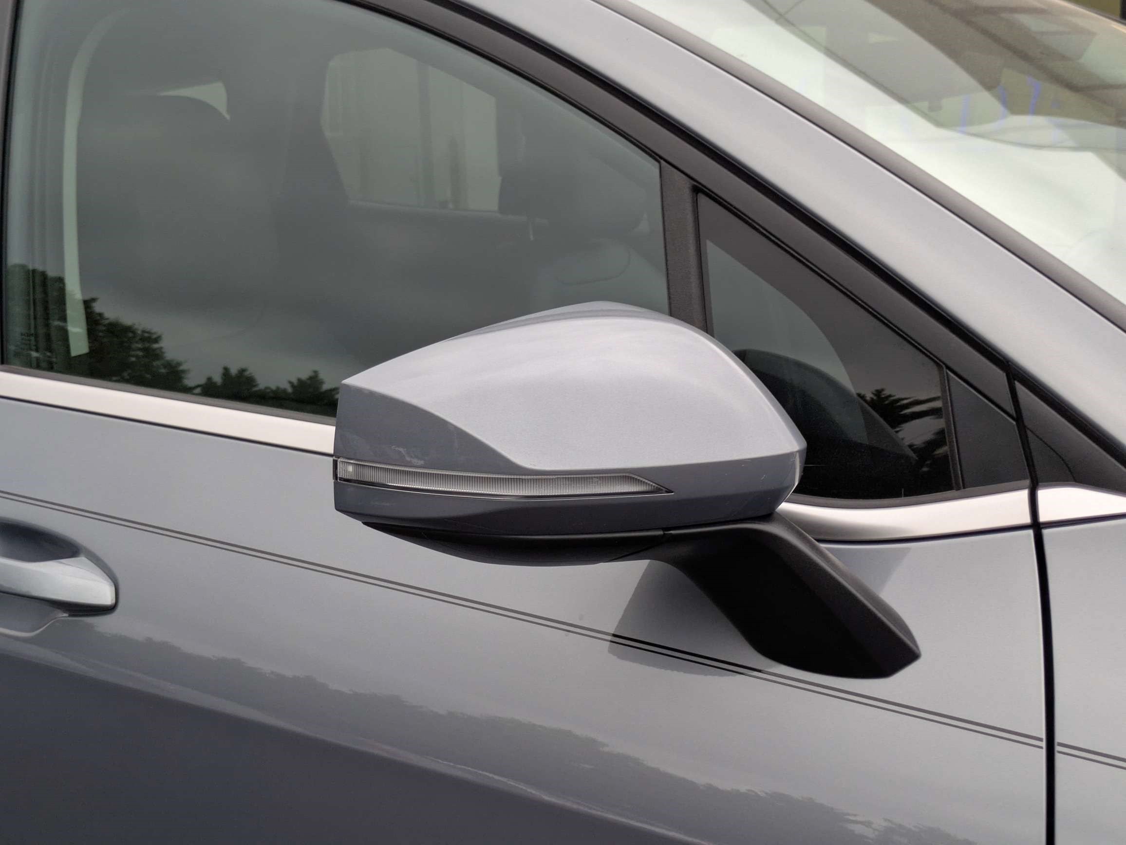 Used 2025 Kia Sportage EX FWD image 17