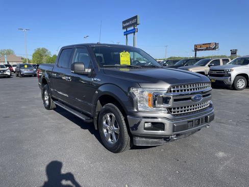 Used 2018 Ford F150 XLT w/ Equipment Group 302A Luxury AWD/4WD image 2