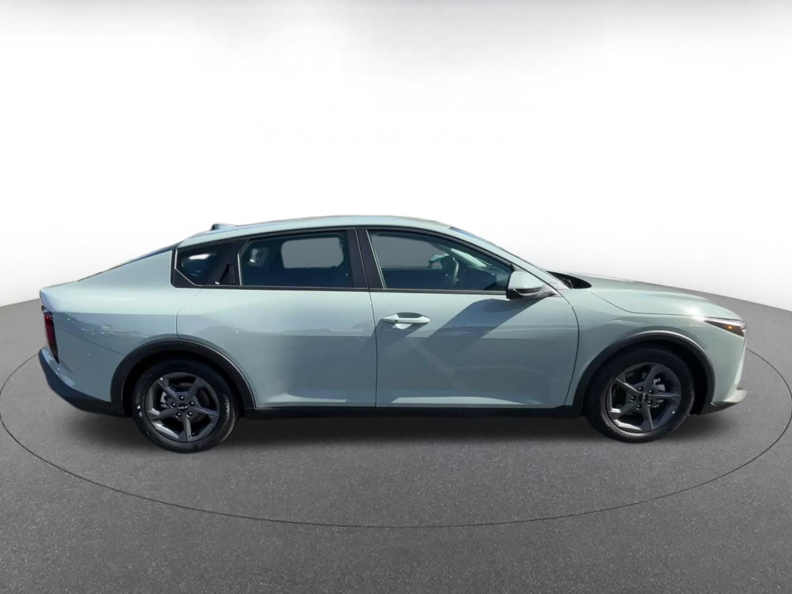 Used 2026 Kia K4 FWD image 15