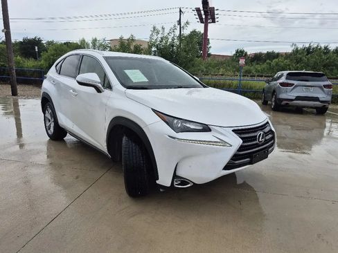 Used 2017 Lexus NX 200t FWD w/ Premium Package image 4