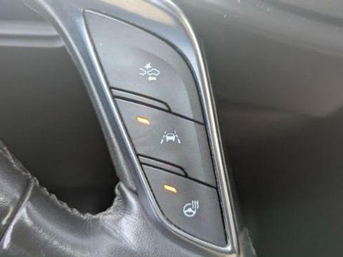 Used 2019 Cadillac XT5 Luxury image 27