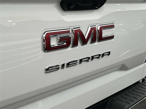 Used 2024 GMC Sierra 1500 Pro w/ Pro Value Package image 7