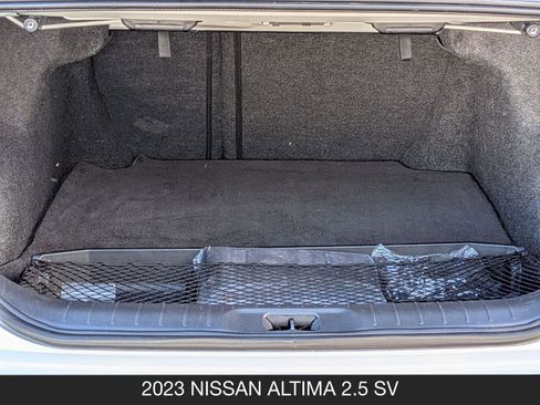Used 2023 Nissan Altima 2.5 SV w/ SV Premium Package image 22