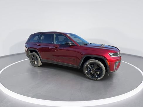 New 2026 Jeep Grand Cherokee Limited w/ Limited Altitude Package image 2
