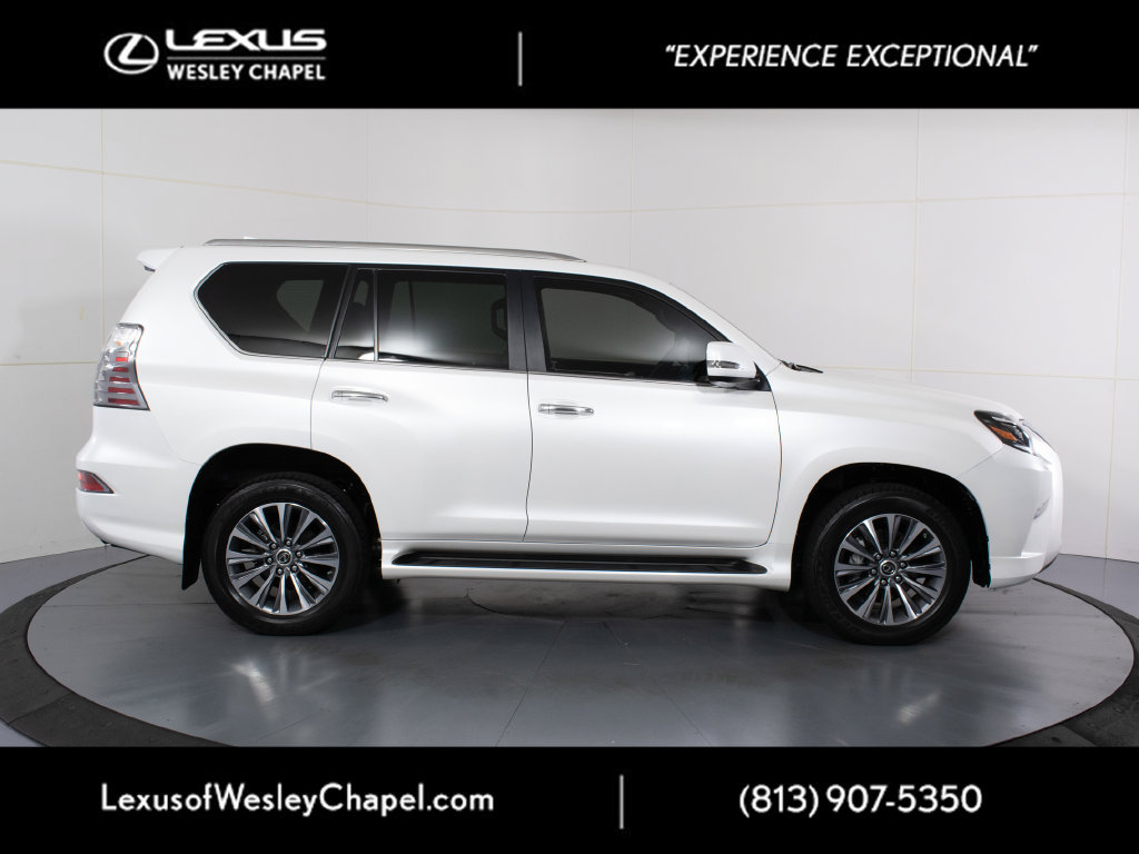 Used 2023 Lexus GX 460 Luxury AWD/4WD image 2