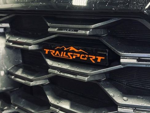 Used 2024 Honda Passport TrailSport image 2