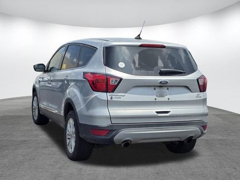 Used 2019 Ford Escape SE FWD image 9