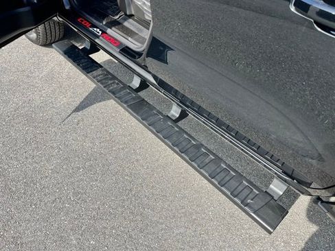 Used 2024 Chevrolet Colorado LT image 18