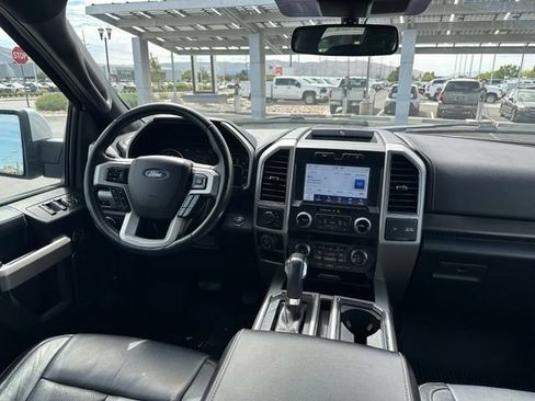 Used 2019 Ford F150 Lariat w/ Equipment Group 502A Luxury AWD/4WD image 30