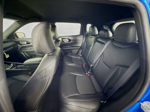 New 2026 Jeep Compass Latitude AWD/4WD image 20