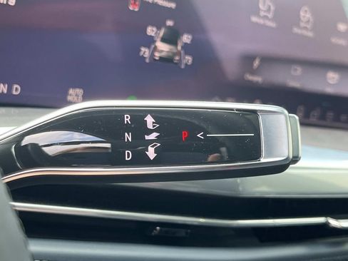 Used 2025 Cadillac Escalade IQ Sport 2 AWD/4WD image 42