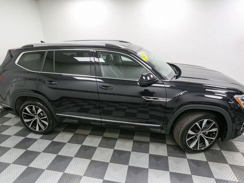 Certified 2024 Volkswagen Atlas SEL Premium R-Line AWD/4WD image 6