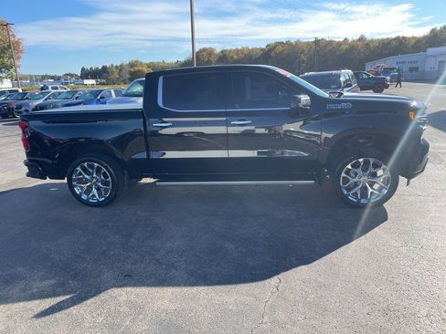 Used 2020 Chevrolet Silverado 1500 High Country image 16