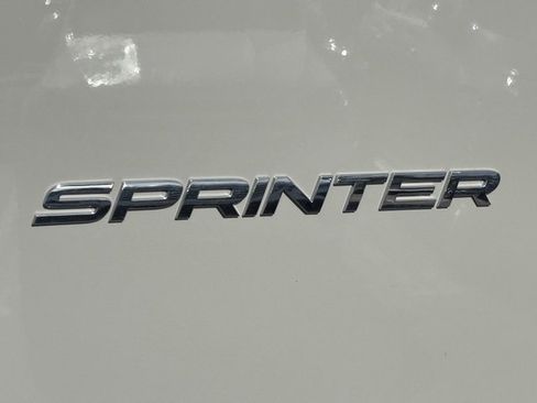 Used 2025 Mercedes-Benz Sprinter 2500 image 7