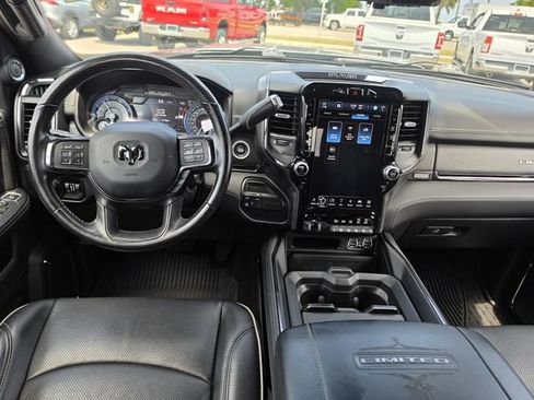 Used 2022 RAM 2500 Limited AWD/4WD image 8