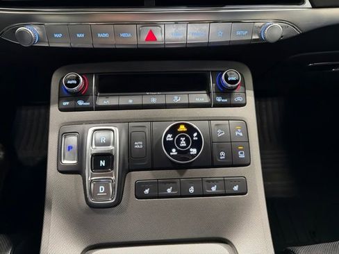 Used 2022 Hyundai Palisade Calligraphy AWD/4WD image 16