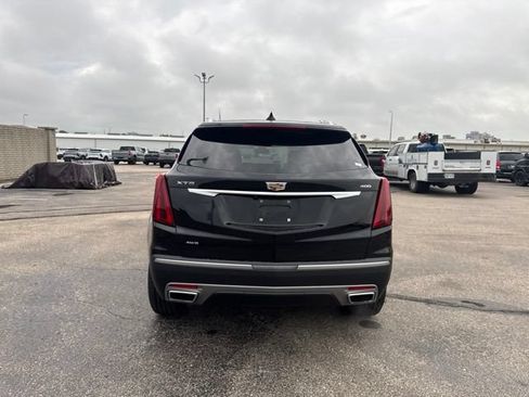 Used 2021 Cadillac XT5 Premium Luxury AWD/4WD image 6