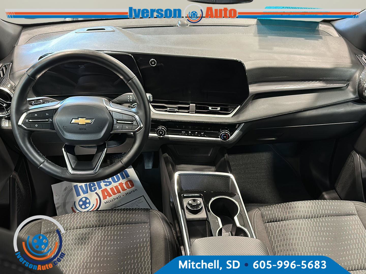 Used 2026 Chevrolet Equinox LT AWD/4WD image 26