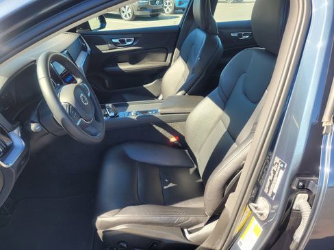 Certified 2023 Volvo S60 B5 Core w/ Climate Package image 9