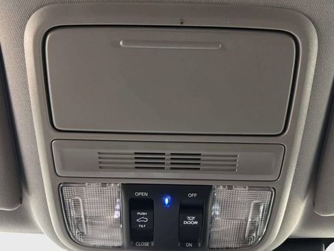 Used 2021 Honda Pilot Black Edition image 37